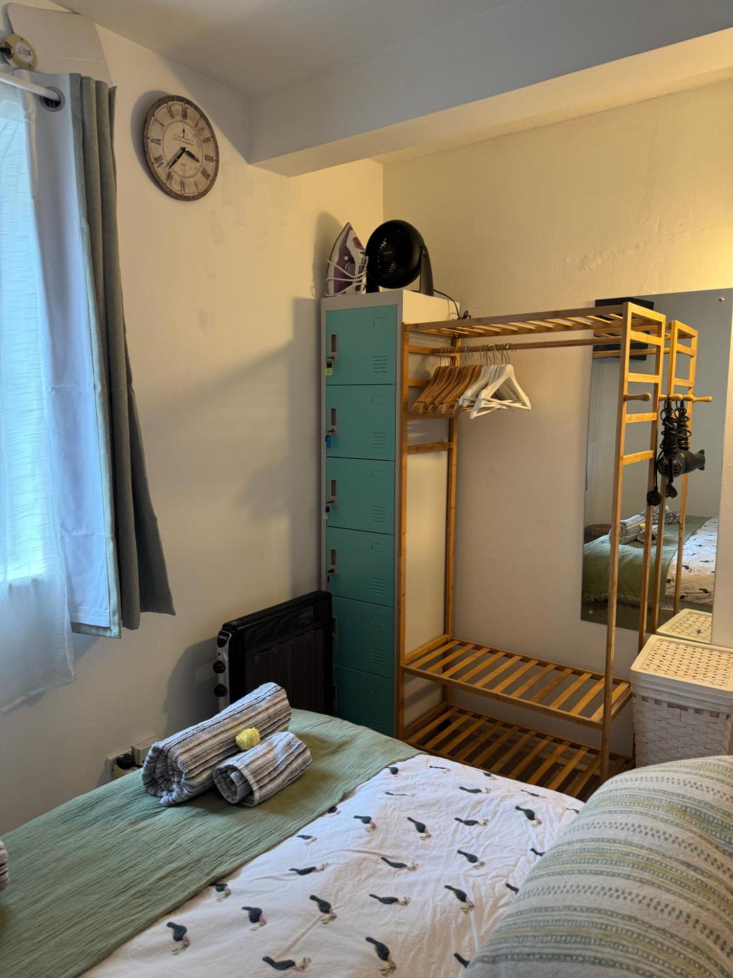 Grundy House Apartment Ъксбридж Екстериор снимка